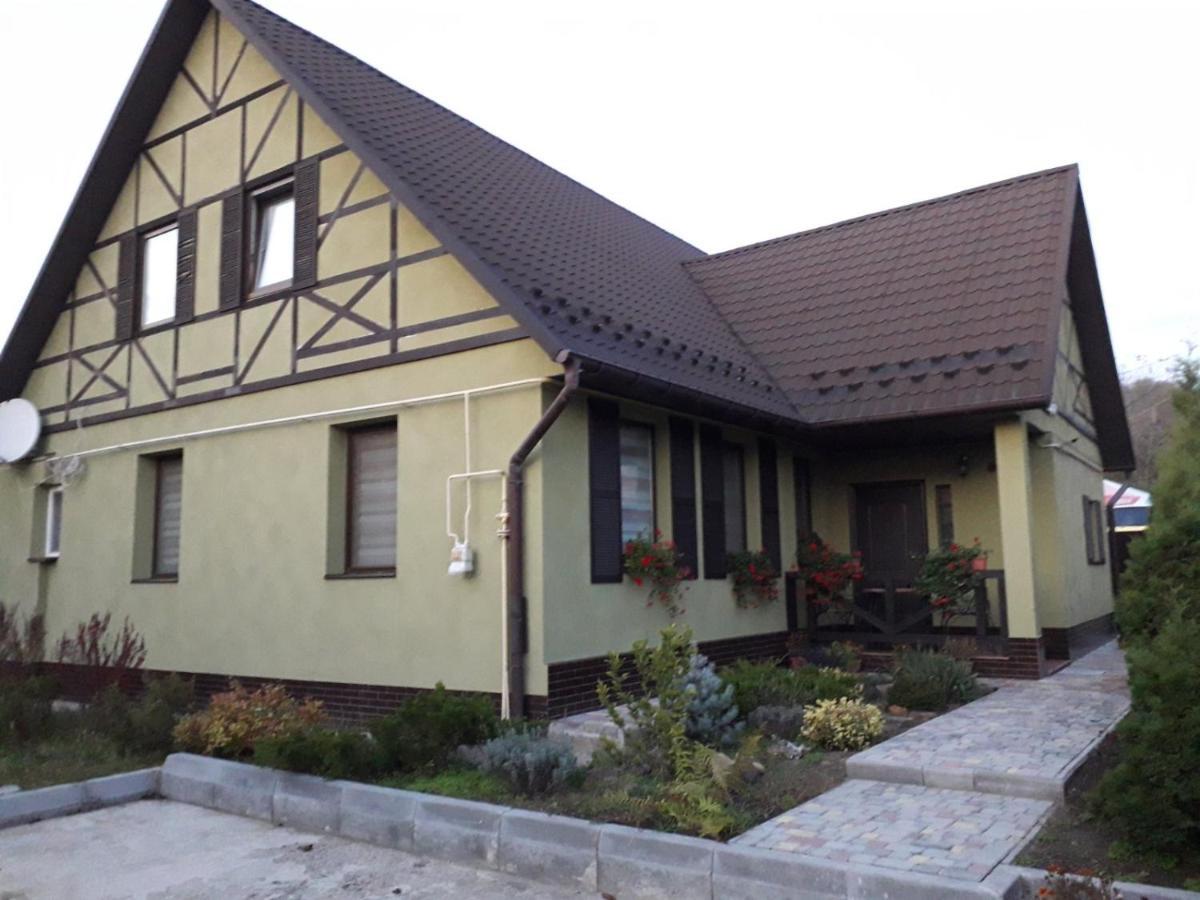 Apartament On Levanevskogo 2 Daire Kamyanets-Podilski Dış mekan fotoğraf